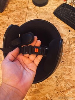 Přilba na motorku - 4