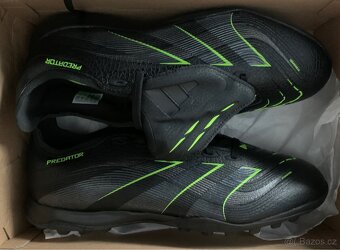 Nové Turfy Adidas Predator league - 4