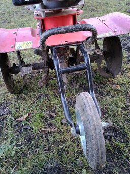 Kultivátor HECHT - 4