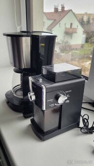 Kávovar/překapávač + mlýnek - 4