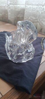 Starožitný skleněný popelník s medvědem - 4
