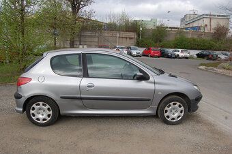 Peugeot 206 1.1i - 4