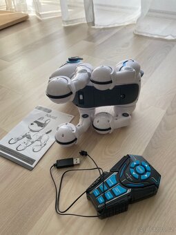 Robopes s hlasovými povely - 4