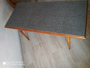RETRO KONFERENČNÍ STOLEK. - 4