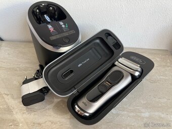 Braun S9 PRO+ (čistiace stanica, cestovné puzdro, adaptér) - 4