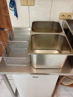 Profesionální dvojitá fritéza 2x8 l - 4