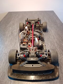 Arrma Infraction 6S BLX 1:7 RTR stříbrná - 4