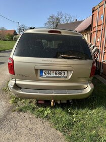 Dodge Grand Caravan - 4