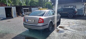 Octavia 2 2007 1.6 benzín. - 4