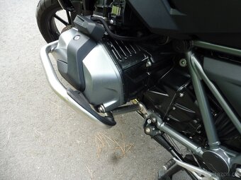 Prodám pěknou Bmw R 1250 GS Tripleblack poslední model full. - 4