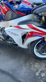 Honda CBR 1000RR - 4