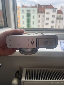 FUJIFILM X100V - 4