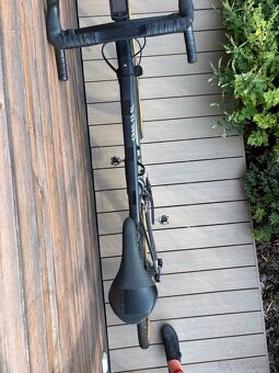 Canyon Grail CF SL 8.0. ve vel. L - 4
