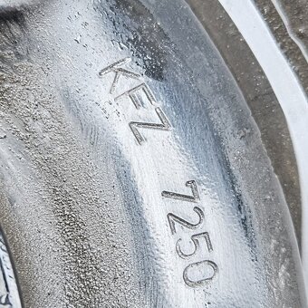 Zimní kola Škoda, VW 185/60/14, 6Jx14 ET37 č. AD20 - 4