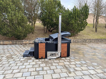 Akrylátová venkovní viřivka Marivox, hot tub, koupací sud - 4