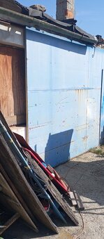 Plechová posuvná vrata s dveřmi - 4