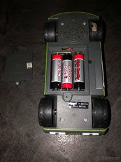 2x Auto - vydávající střelbu,zvuky,blikající - 4