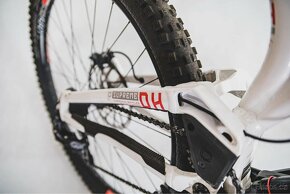 Commencal Supreme DH 29 TEAM 2021 - 4