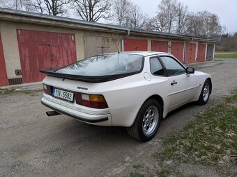 Porsche 944 - 4