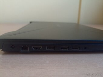 Herní notebook Asus Tuf-Gaming fx505dt-cerna - 4