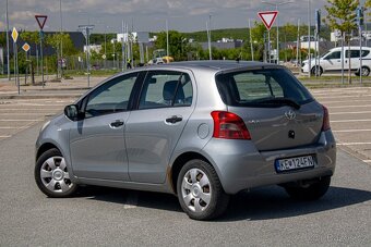 Toyota Yaris 1.3 VVT-i, 64 kW, M5, 5d. - 4