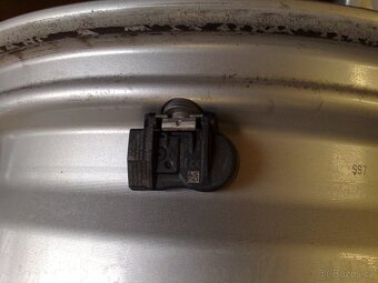 alu kola 5x114,3 r16 original kia hyndai čidla tpms - 4