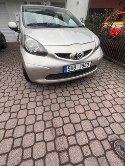 Toyota AYGO 2008,STK 2 ROKY,NAJETO 90tis.km GARAŽOV,50KW,1.0 - 4