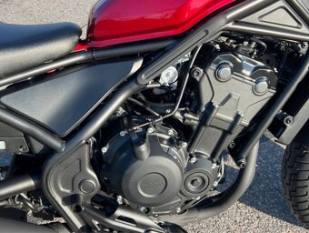 Prodám HONDA CMX 500 REBEL 946 KM - 4