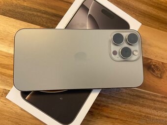 iPhone 16 Pro Max 256GB přírodní titan + dárek - 4