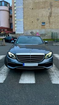 Mercedes-Benz E 2016 - 4