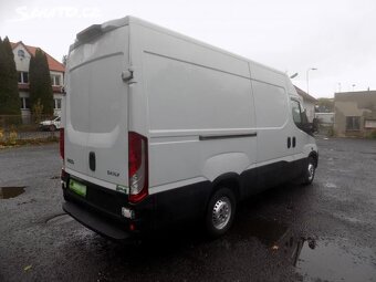 Prodám IVECO Daily 2,3 93kW 35S13 - 4