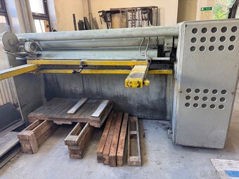 Tabulové nůžky NTC 2000/2,5mm - 4