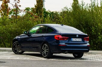 BMW Rad 3 318d GT 100kW / TOP STAV / Sezónne prezutie / - 4