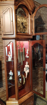 Nádherné luxusní hodiny s osvětlenou vitrínou. Měsíční fáze. - 4