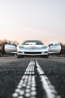 Chevrolet Corvette C6 6.0 LS2 V8 automat - 4