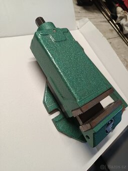 Prodám dílenský svěrák - 4