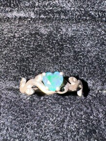 Stříbrný prsten se smaragdem - 4