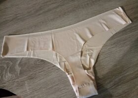 Nové bezešvé sexy tanga kalhotky vel S - M nové - 4