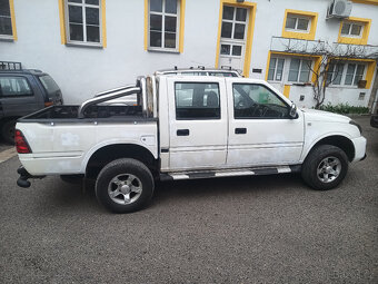 Gonow GA200 LPG kopie Mitsubishi L200 - 4