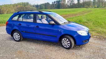 Velice zachovalá málo jetá Škoda Fabia II 1.2 kombi - 4