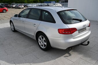 Audi A4 2.0TDI 105KW Attraction 8/2011 - 4
