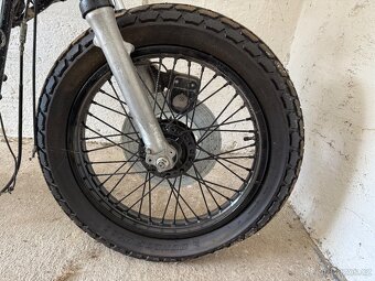 Kawasaki KZ 400 - 4