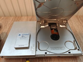 PlayStation 2 silver - 4