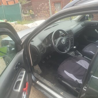 VW Golf Variant 1.9 TDI 74 KW - 4
