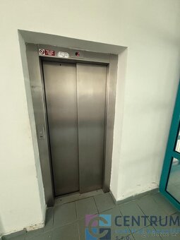 Pronájem komerčních prostor v Jablonci nad Nisou - 4