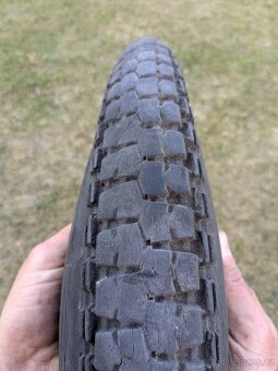 Původní pneu Baťa 2,50-19 - 4