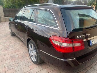Mercedes-Benz E 250CDi 4MATIC - 4