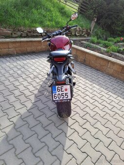 Honda CB650R - 4