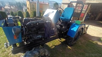V3s traktor - 4