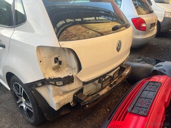Vw Polo 6R 2010 1.6 TDi LB9A 66kw CAY díly z vozu - 4